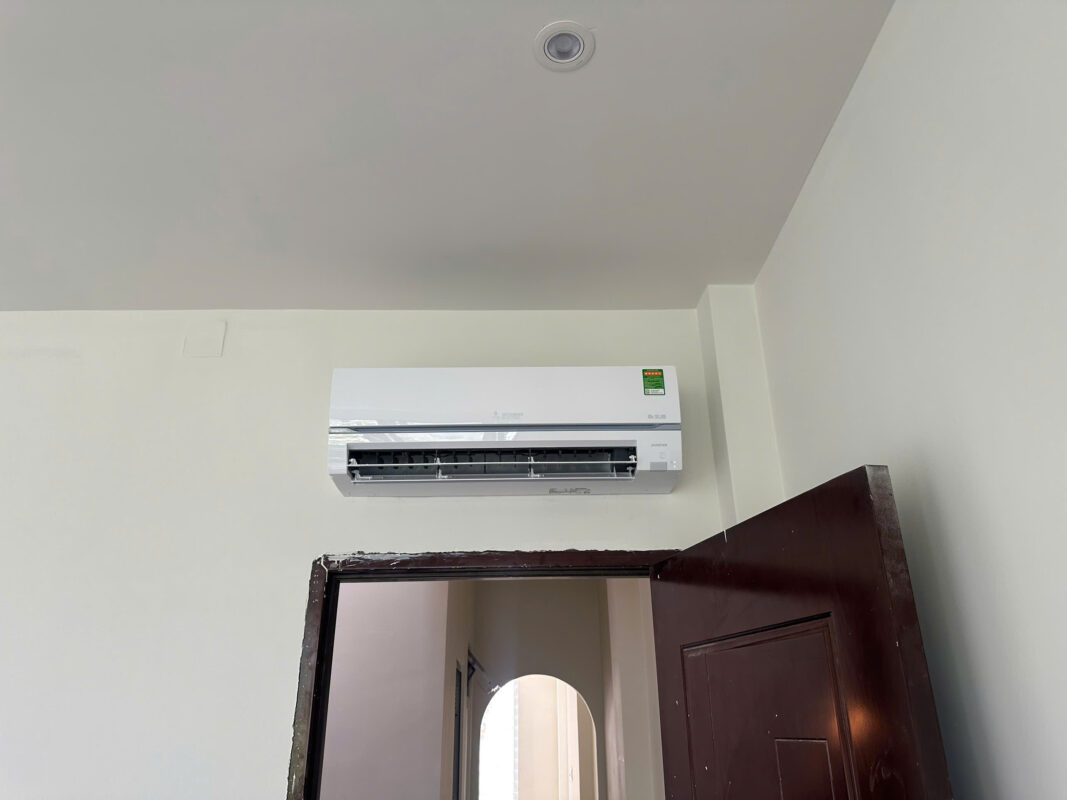 Dàn lạnh máy lạnh Mitsubishi Electric dòng cao cấp GR series ra mắt 2019 sau khi lắp đặt hoàn tất